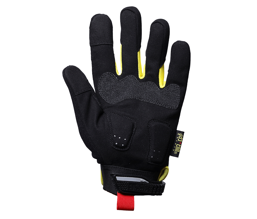 M-Pakt-Front-Of-Hand